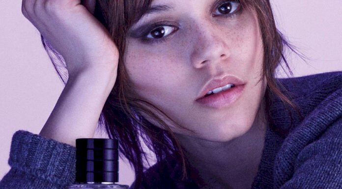 Дженна Ортега стала лицом духов Dior